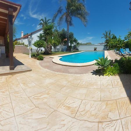 Chalet La Huerta Con Piscina Y Wifi Conil De La Frontera Esterno foto