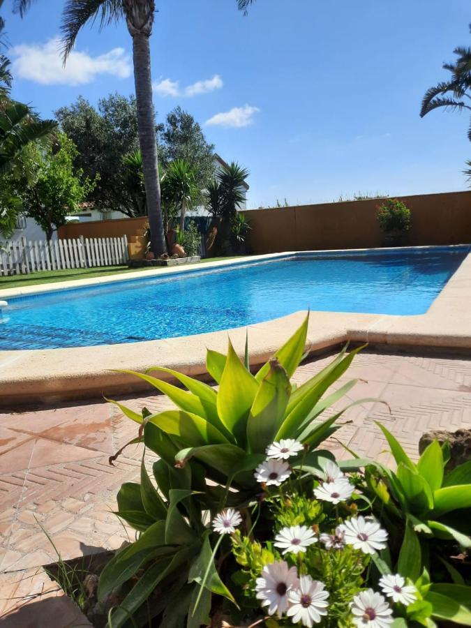 Chalet La Huerta Con Piscina Y Wifi Conil De La Frontera Esterno foto