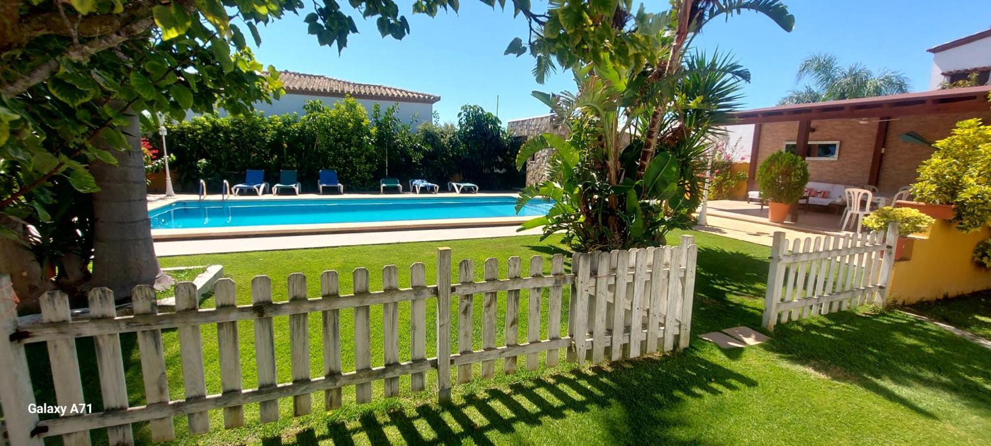 Chalet La Huerta Con Piscina Y Wifi Conil De La Frontera Esterno foto