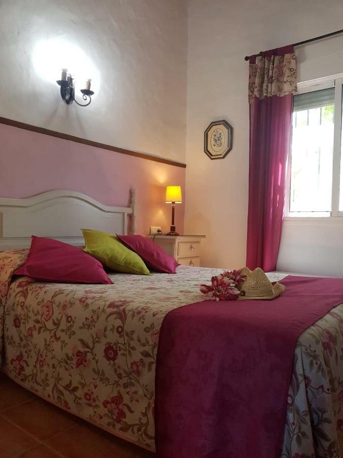 Chalet La Huerta Con Piscina Y Wifi Conil De La Frontera Esterno foto
