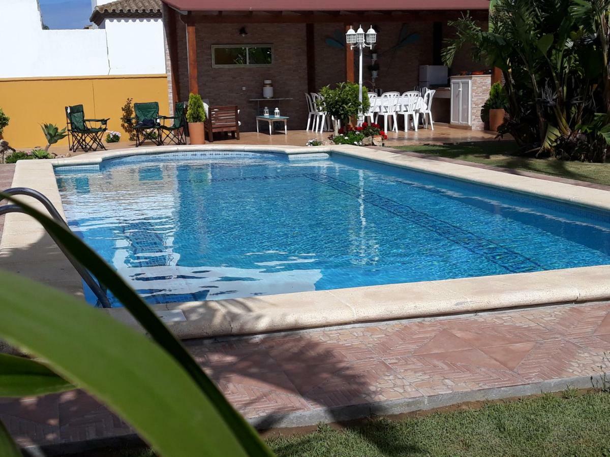 Chalet La Huerta Con Piscina Y Wifi Conil De La Frontera Esterno foto